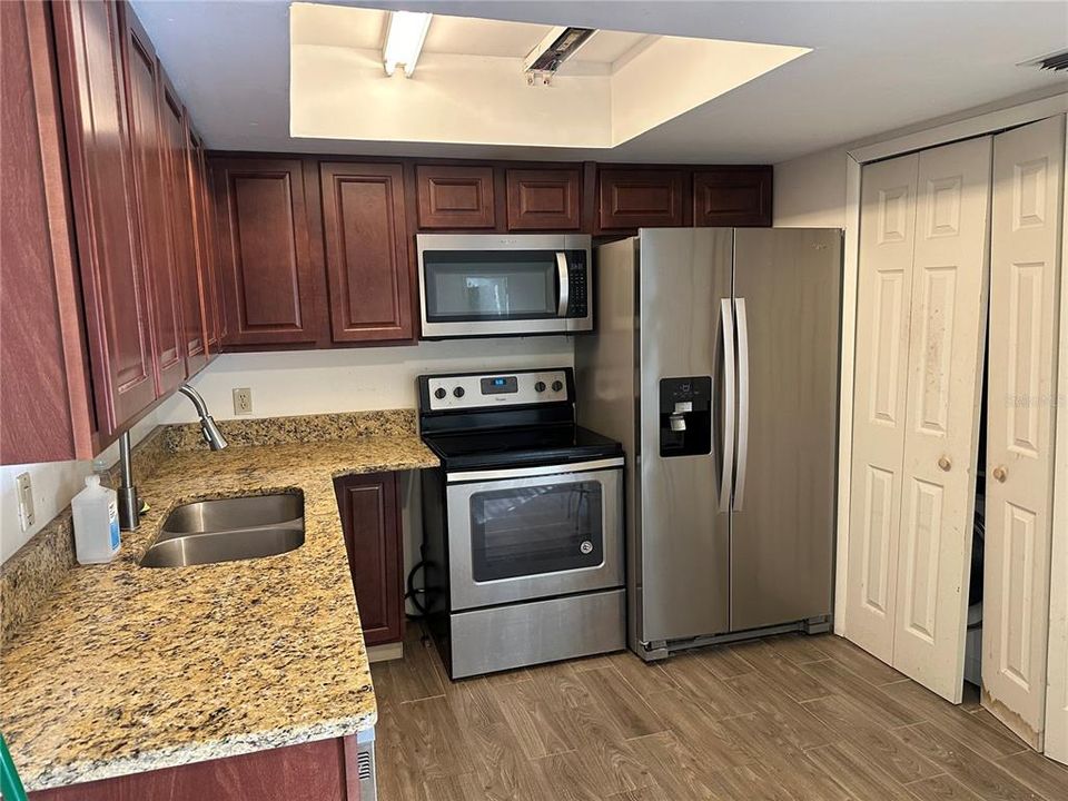 En Venta: $220,000 (2 camas, 2 baños, 918 Pies cuadrados)