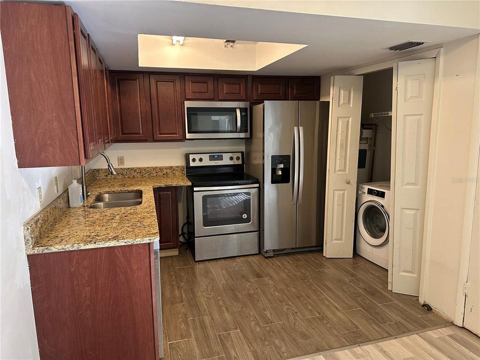 En Venta: $220,000 (2 camas, 2 baños, 918 Pies cuadrados)