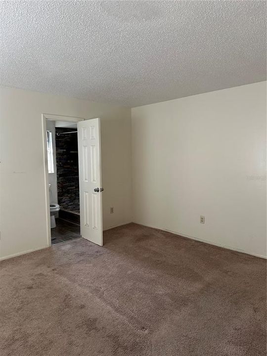 En Venta: $220,000 (2 camas, 2 baños, 918 Pies cuadrados)