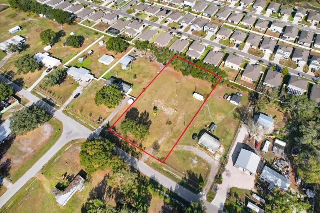 待售: $195,000 (1.08 acres)