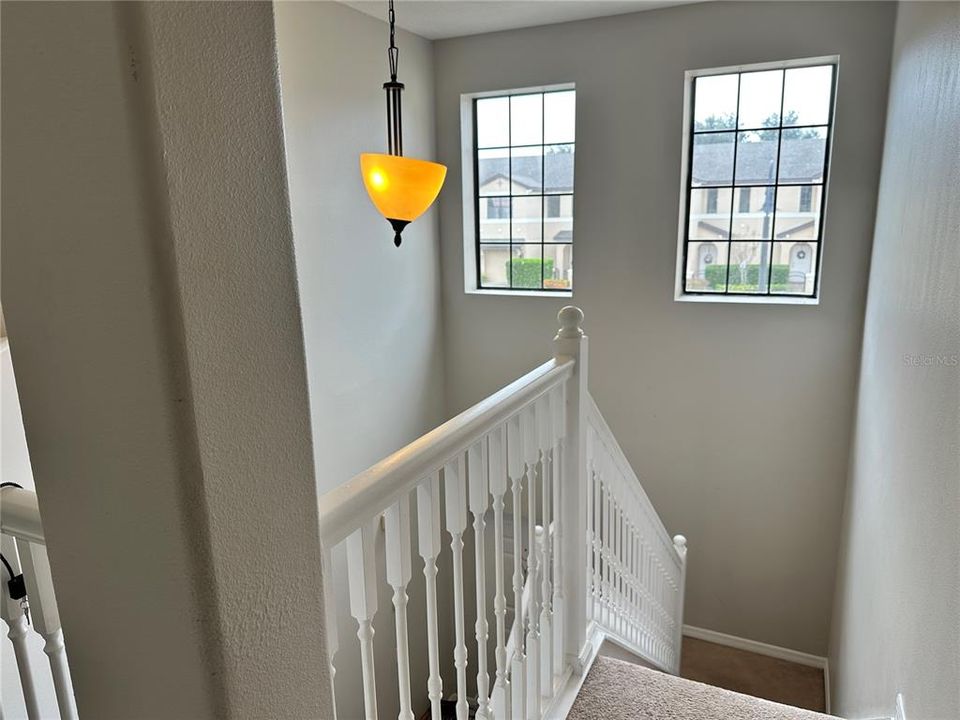 For Sale: $259,900 (2 beds, 2 baths, 1373 Square Feet)