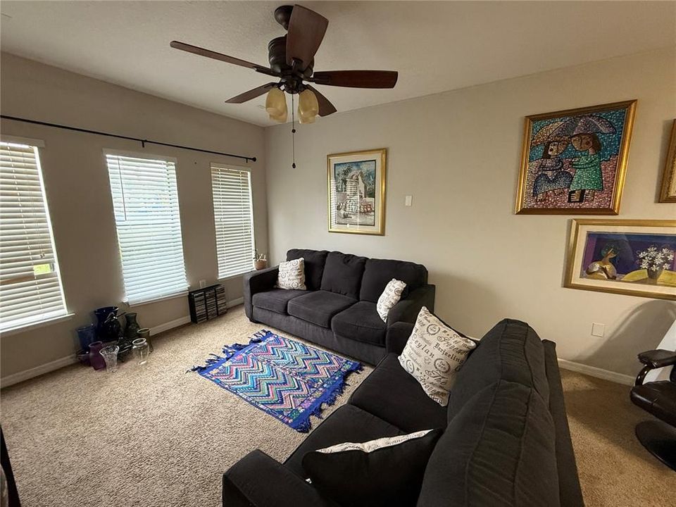 For Sale: $259,900 (2 beds, 2 baths, 1373 Square Feet)