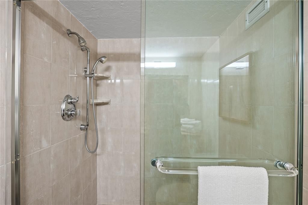 For Rent: $8,000 (2 beds, 2 baths, 1532 Square Feet)