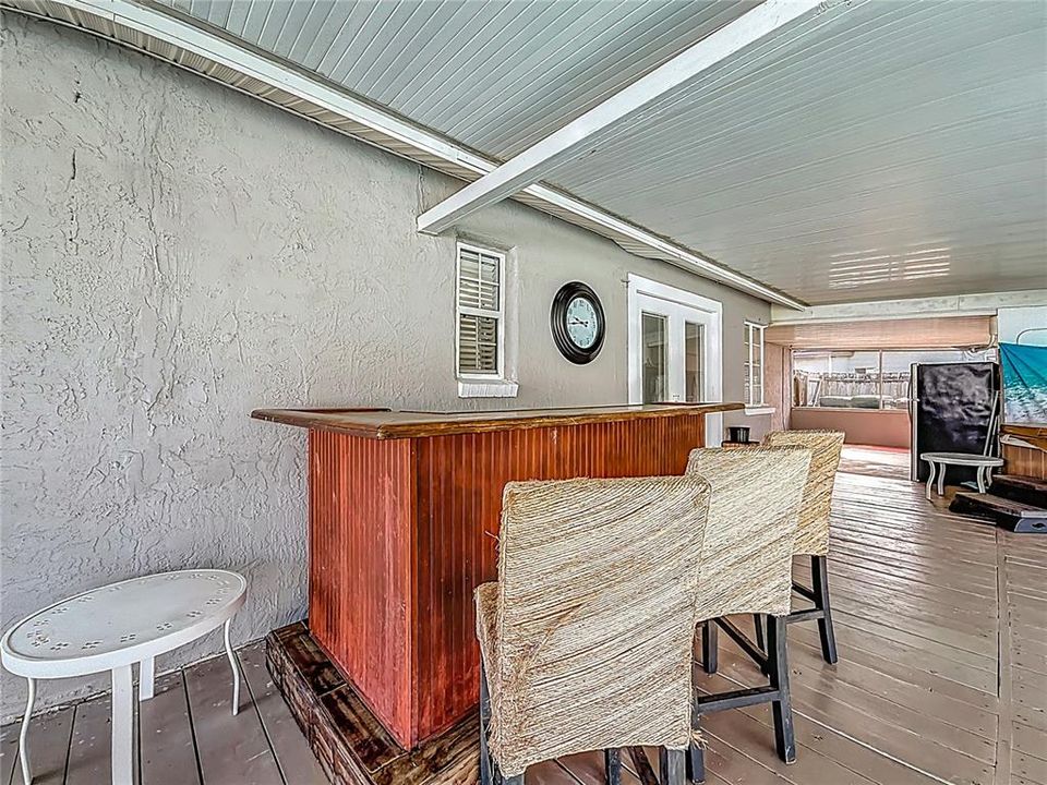 Под контрактом: $224,900 (3 спален, 2 ванн, 1439 Квадратных фут)