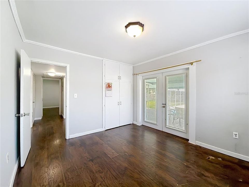 Под контрактом: $224,900 (3 спален, 2 ванн, 1439 Квадратных фут)