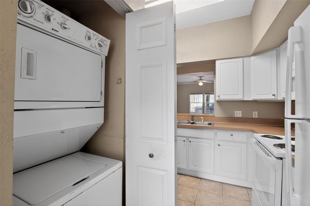 На продажу: $169,000 (1 спален, 1 ванн, 823 Квадратных фут)