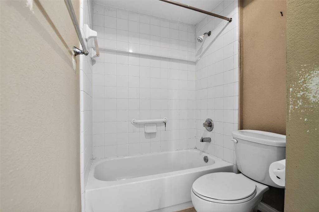 На продажу: $169,000 (1 спален, 1 ванн, 823 Квадратных фут)