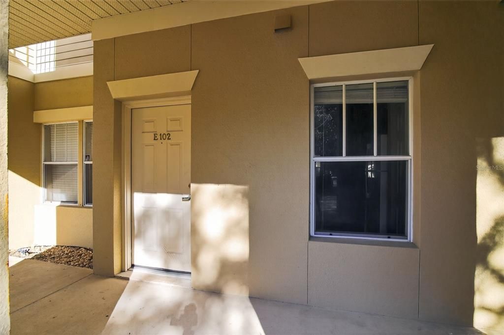 На продажу: $169,000 (1 спален, 1 ванн, 823 Квадратных фут)