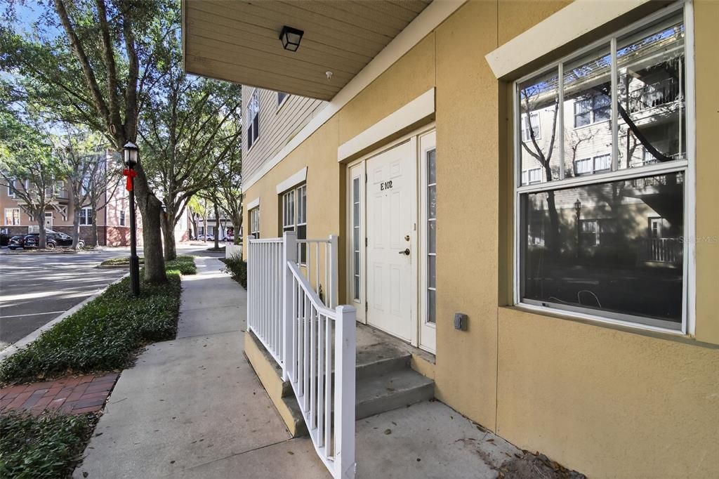 На продажу: $169,000 (1 спален, 1 ванн, 823 Квадратных фут)