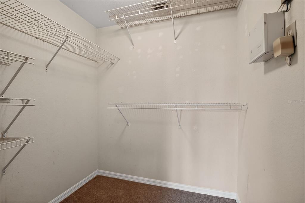 На продажу: $169,000 (1 спален, 1 ванн, 823 Квадратных фут)