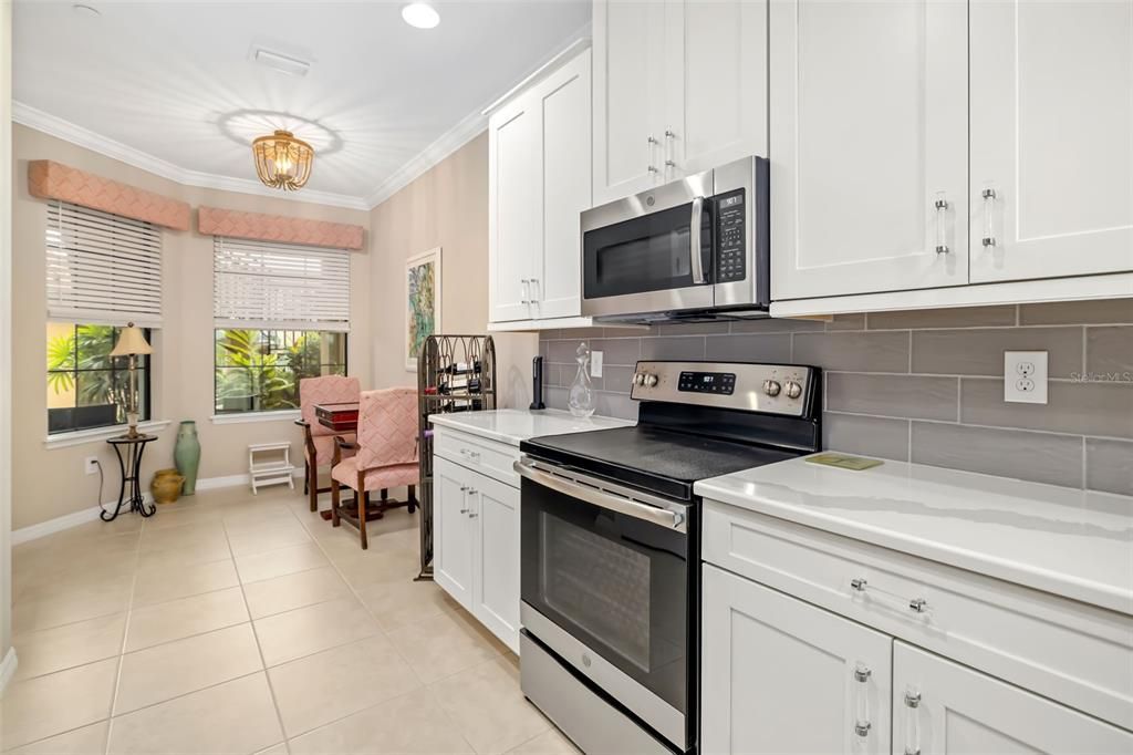 For Sale: $360,000 (2 beds, 2 baths, 1528 Square Feet)