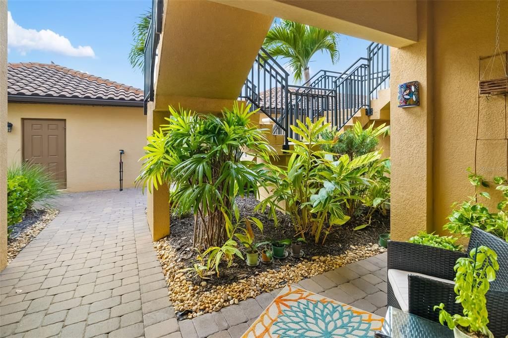 For Sale: $360,000 (2 beds, 2 baths, 1528 Square Feet)