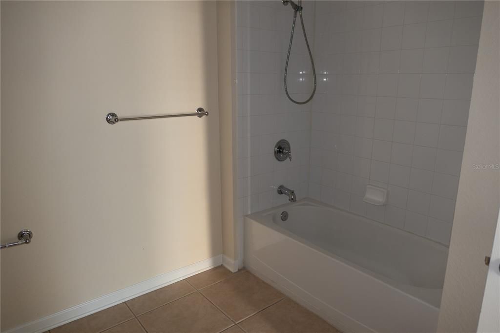 En Renta: $2,025 (2 camas, 2 baños, 1112 Pies cuadrados)