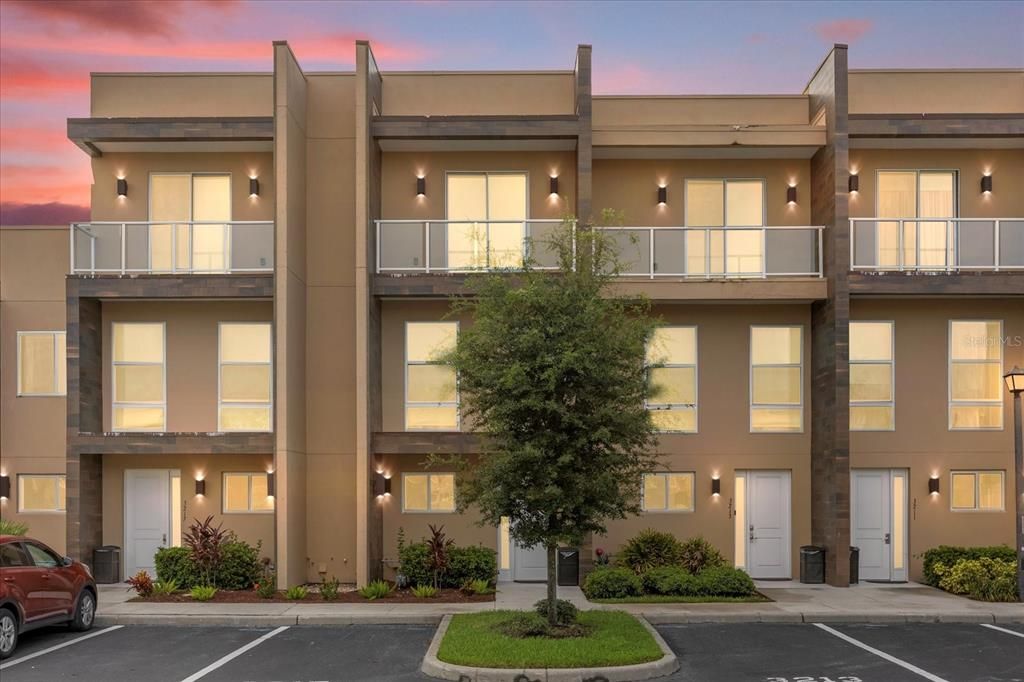 На продажу: $415,000 (3 спален, 3 ванн, 2268 Квадратных фут)