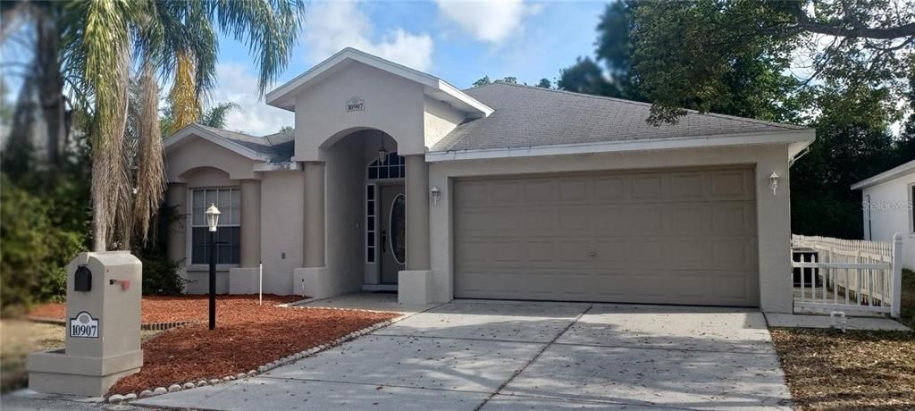 В аренду: $2,050 (3 спален, 2 ванн, 1643 Квадратных фут)