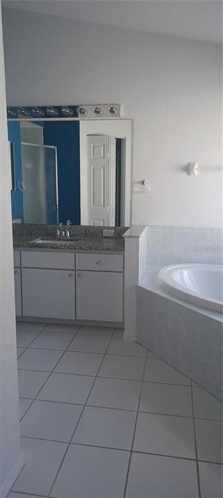 В аренду: $2,050 (3 спален, 2 ванн, 1643 Квадратных фут)