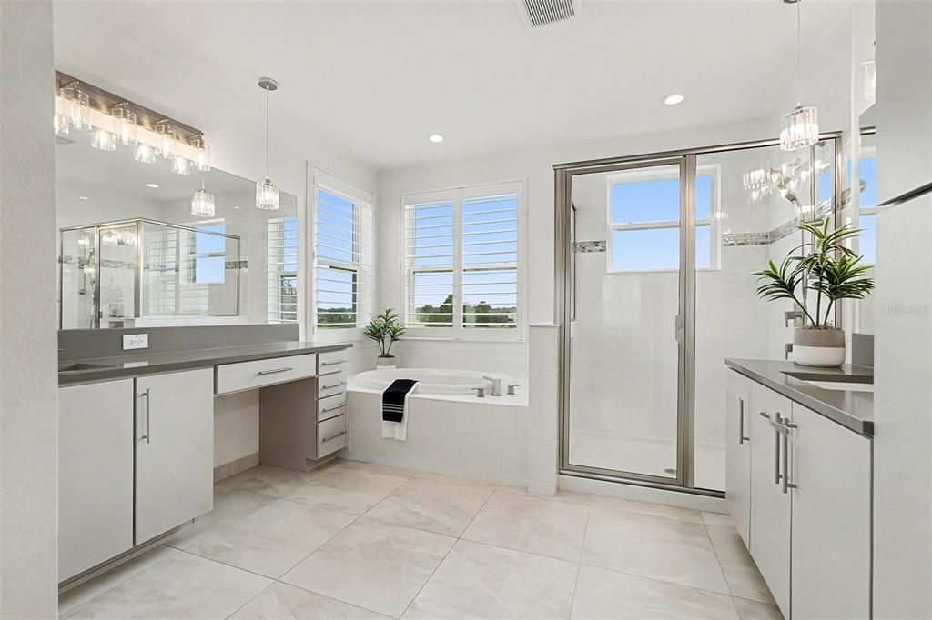 For Sale: $999,998 (5 beds, 5 baths, 3365 Square Feet)