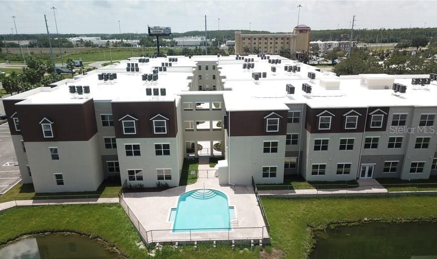 На продажу: $219,000 (2 спален, 0 ванн, 1030 Квадратных фут)