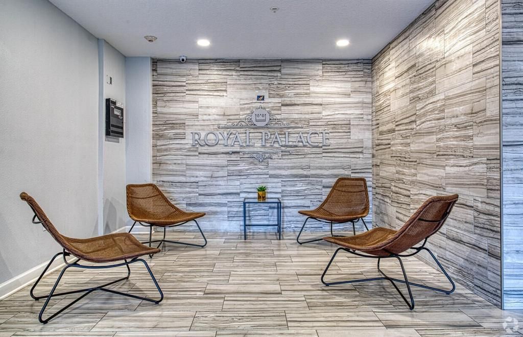 На продажу: $219,000 (2 спален, 0 ванн, 1030 Квадратных фут)