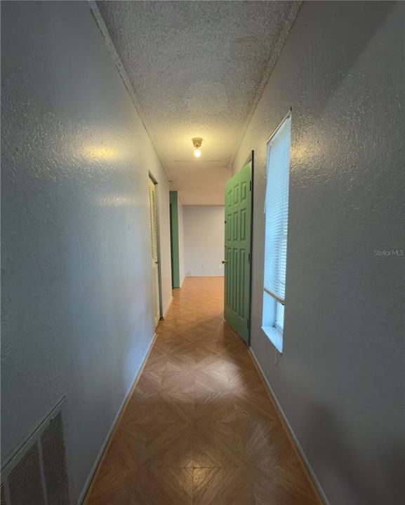 For Rent: $2,400 (2 beds, 2 baths, 1095 Square Feet)