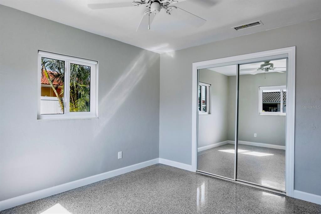 待售: $670,000 (2 贝兹, 2 浴室, 1604 平方英尺)