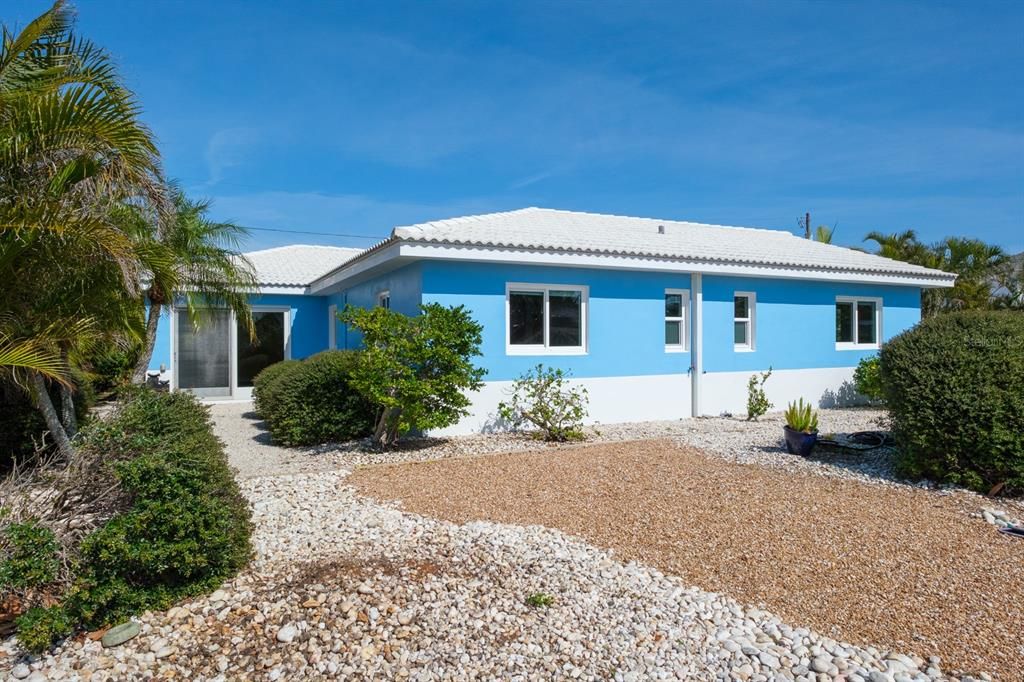 待售: $670,000 (2 贝兹, 2 浴室, 1604 平方英尺)