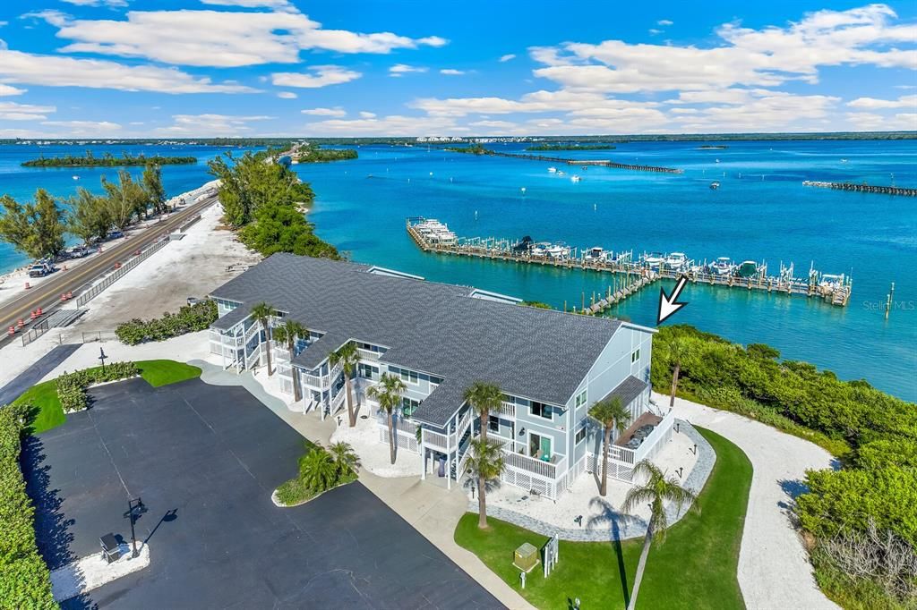 На продажу: $1,145,000 (2 спален, 2 ванн, 1484 Квадратных фут)