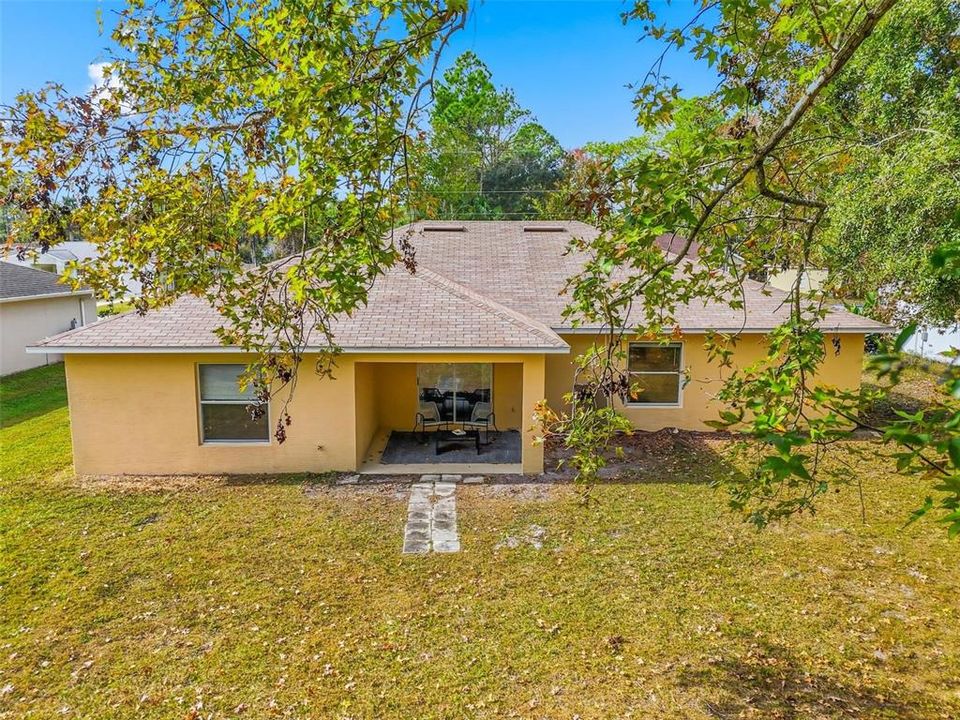 For Sale: $329,900 (3 beds, 2 baths, 1859 Square Feet)