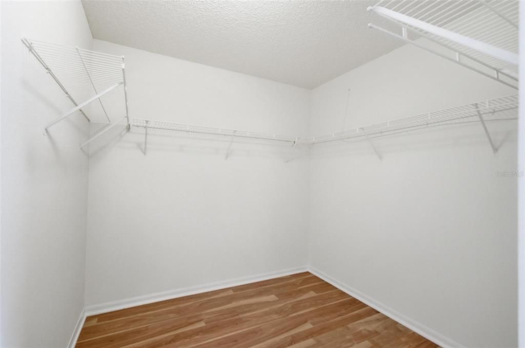 For Sale: $329,900 (3 beds, 2 baths, 1859 Square Feet)