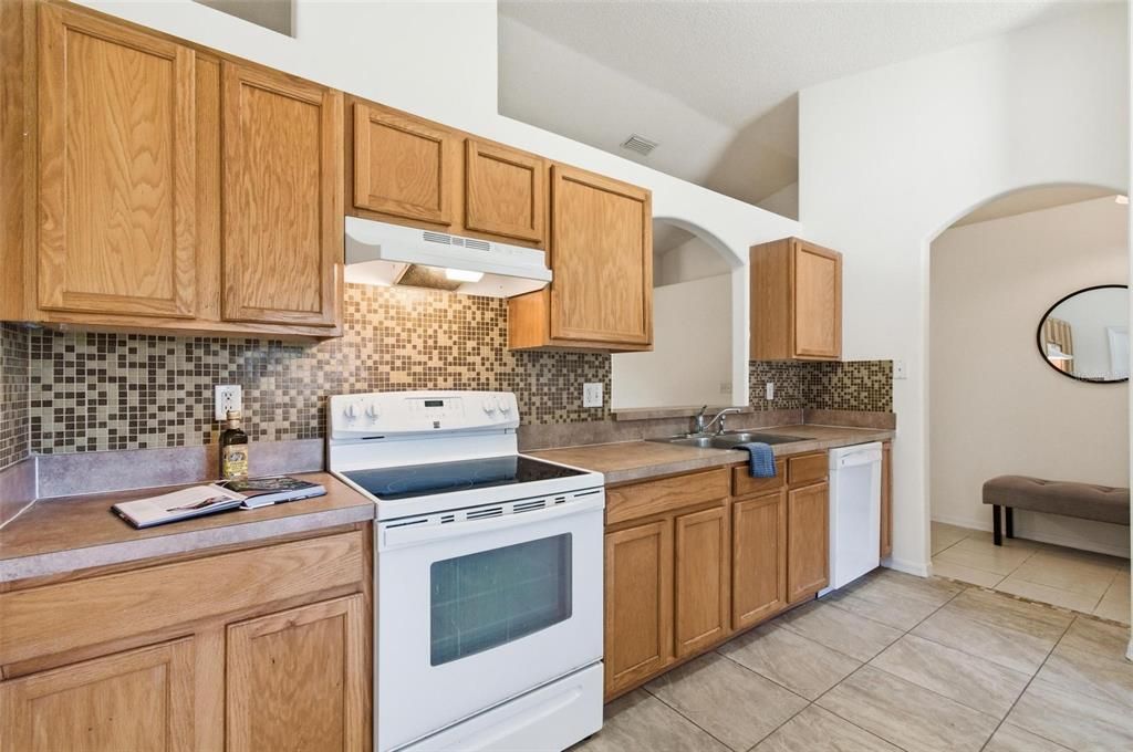 For Sale: $329,900 (3 beds, 2 baths, 1859 Square Feet)