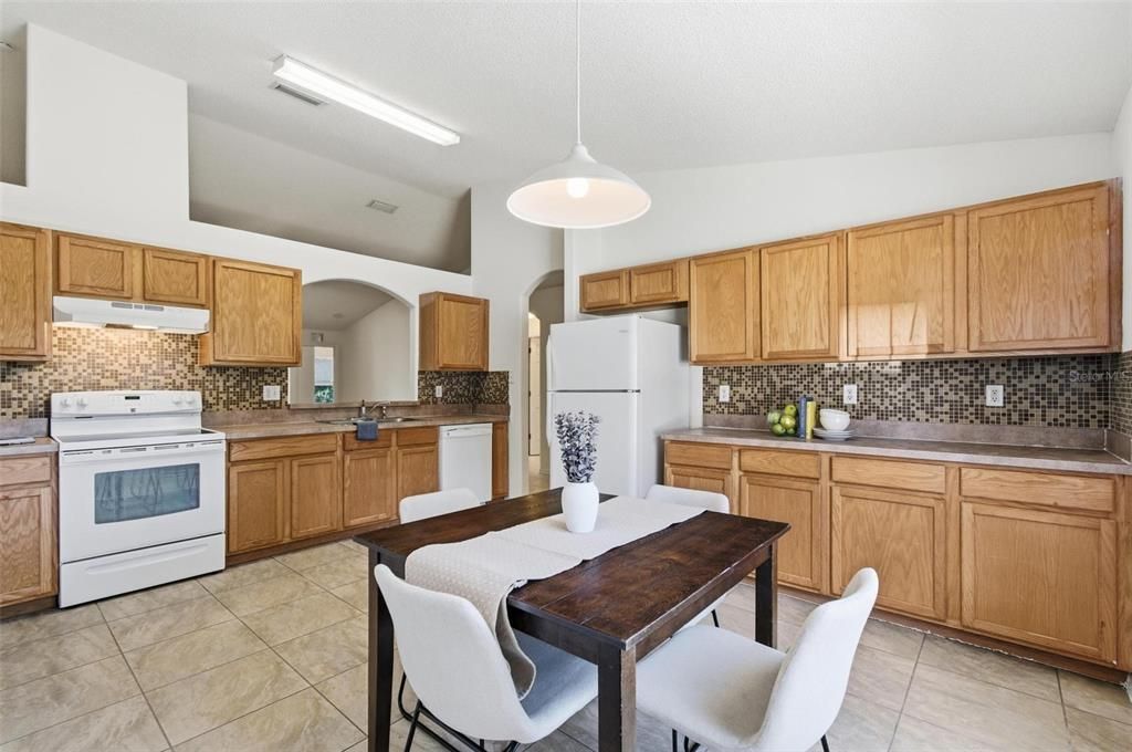 For Sale: $329,900 (3 beds, 2 baths, 1859 Square Feet)