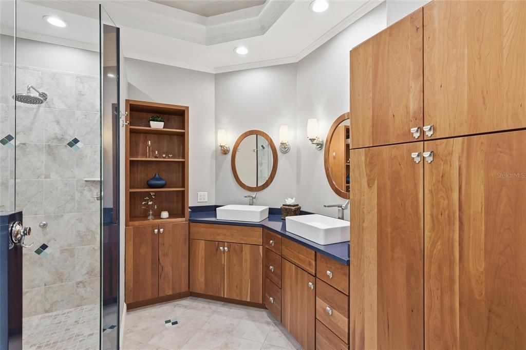 For Sale: $929,900 (3 beds, 3 baths, 2658 Square Feet)