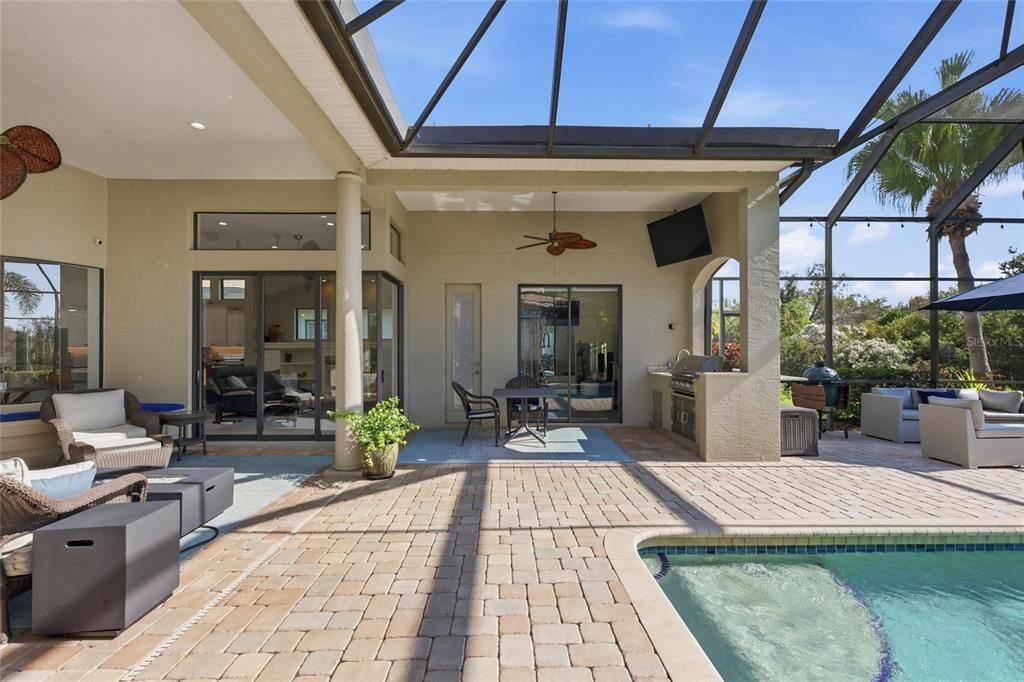 For Sale: $929,900 (3 beds, 3 baths, 2658 Square Feet)