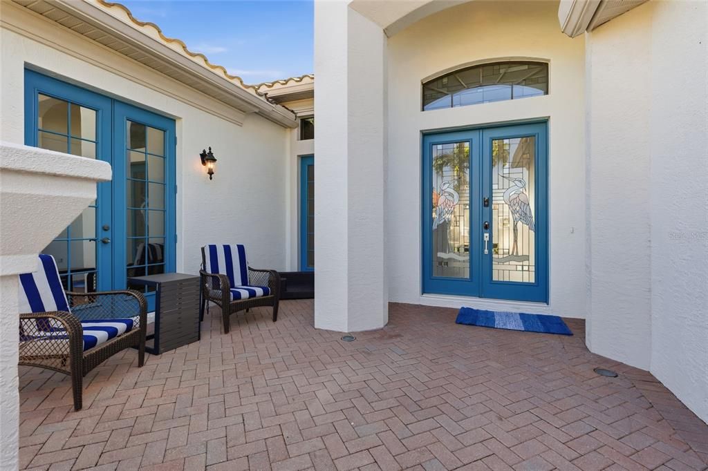 For Sale: $929,900 (3 beds, 3 baths, 2658 Square Feet)