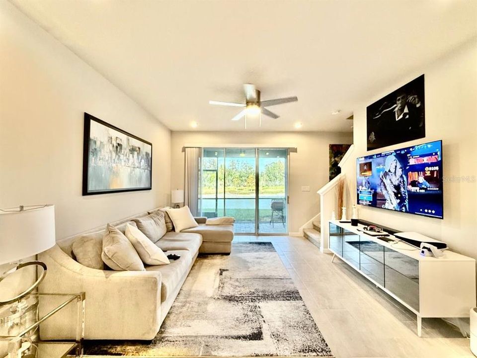 For Rent: $2,900 (3 beds, 2 baths, 1716 Square Feet)