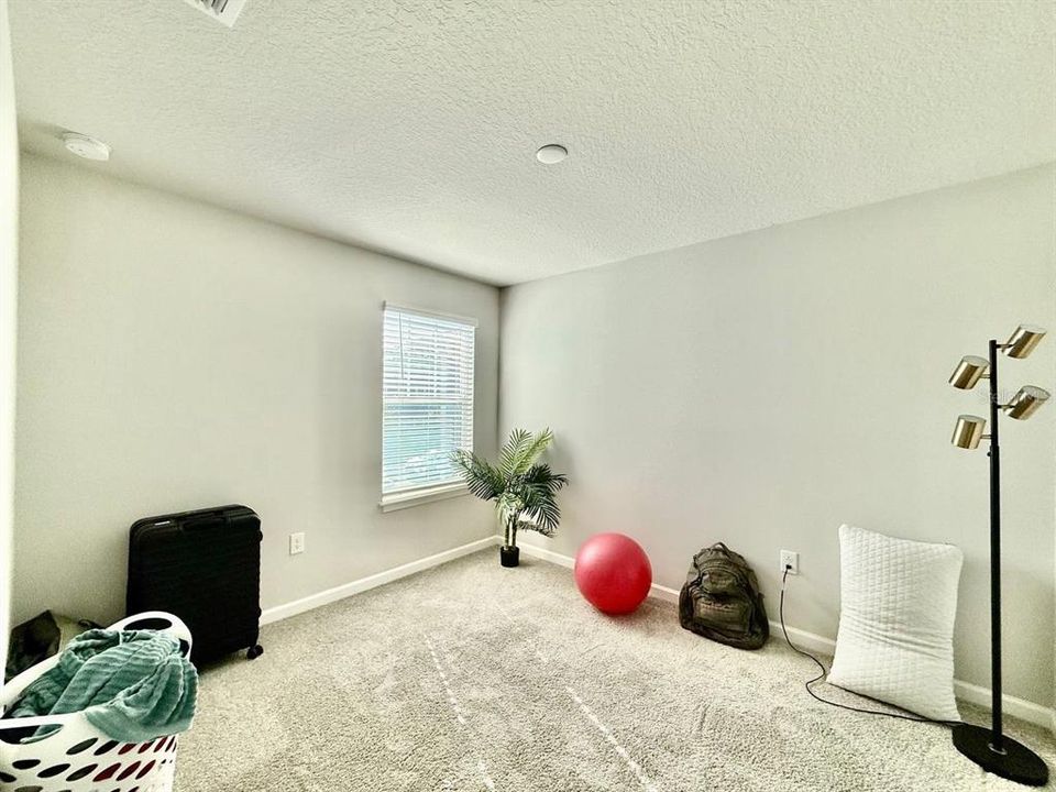 For Rent: $2,900 (3 beds, 2 baths, 1716 Square Feet)