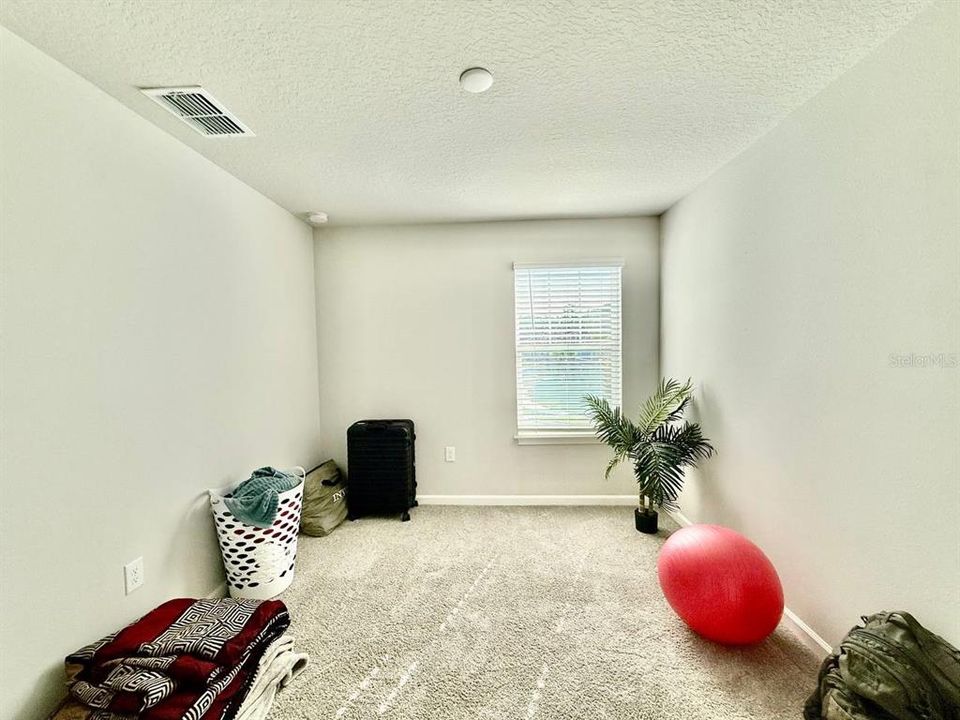 For Rent: $2,900 (3 beds, 2 baths, 1716 Square Feet)