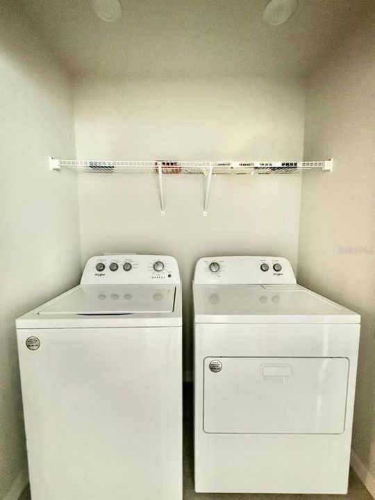 For Rent: $2,900 (3 beds, 2 baths, 1716 Square Feet)