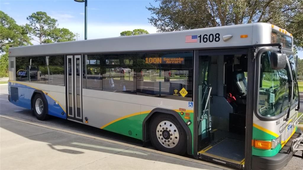 待售: $36,500 (0.38 acres)