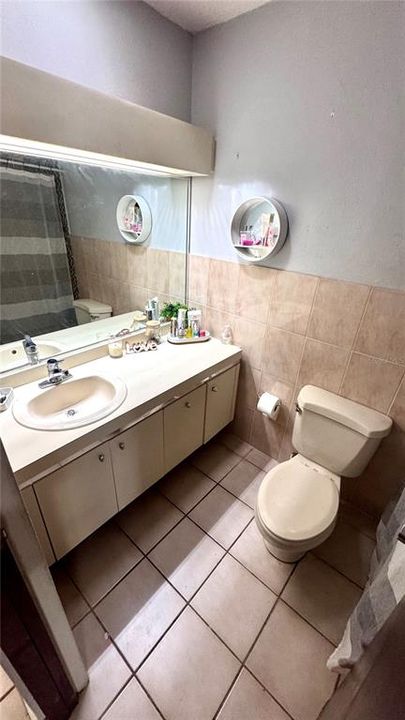 En Venta: $525,000 (4 camas, 2 baños, 1723 Pies cuadrados)