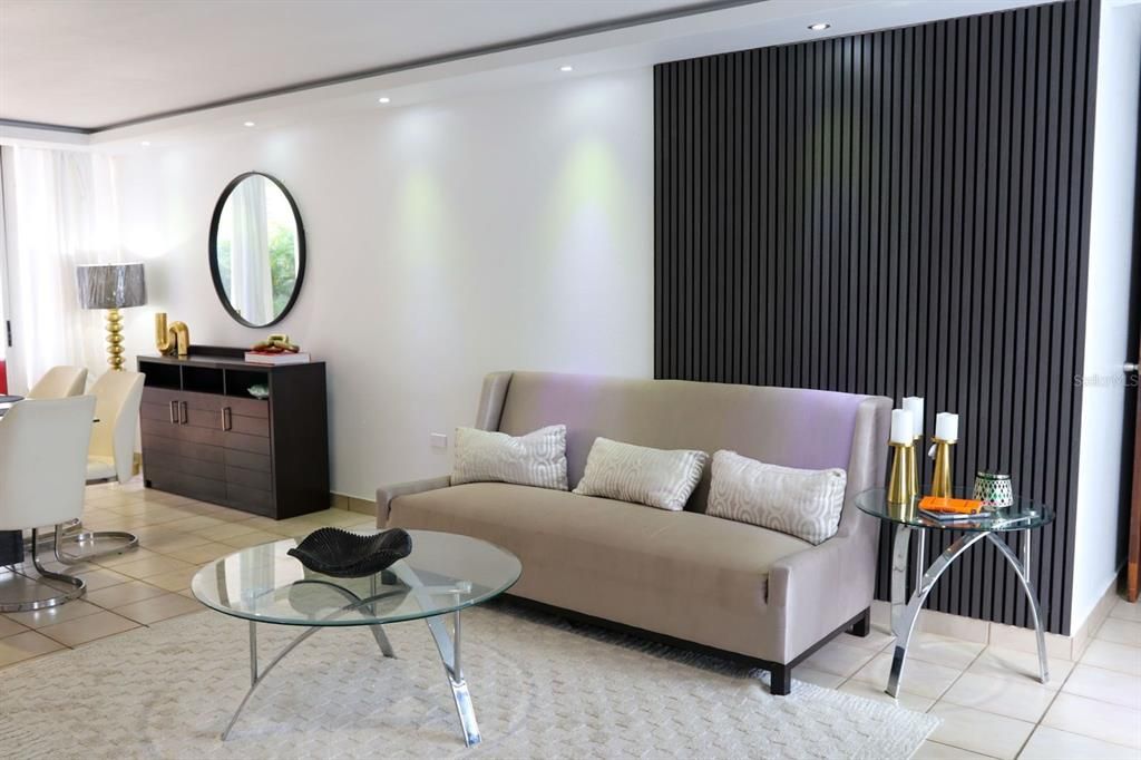 En Venta: $525,000 (4 camas, 2 baños, 1723 Pies cuadrados)