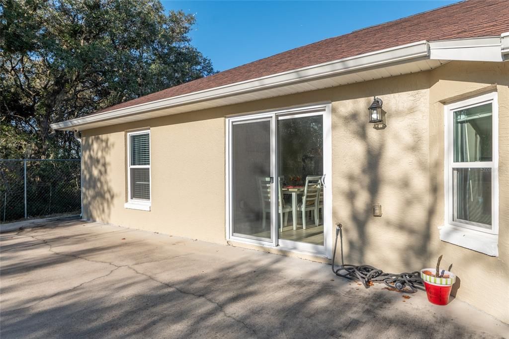 For Sale: $310,000 (4 beds, 3 baths, 2030 Square Feet)