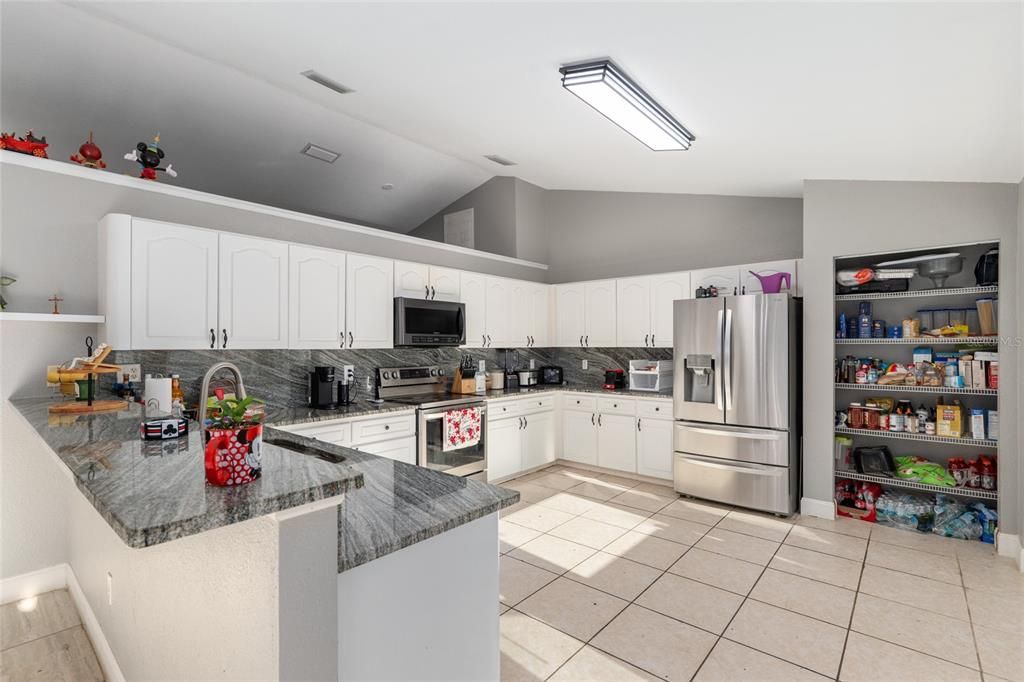 For Sale: $310,000 (4 beds, 3 baths, 2030 Square Feet)