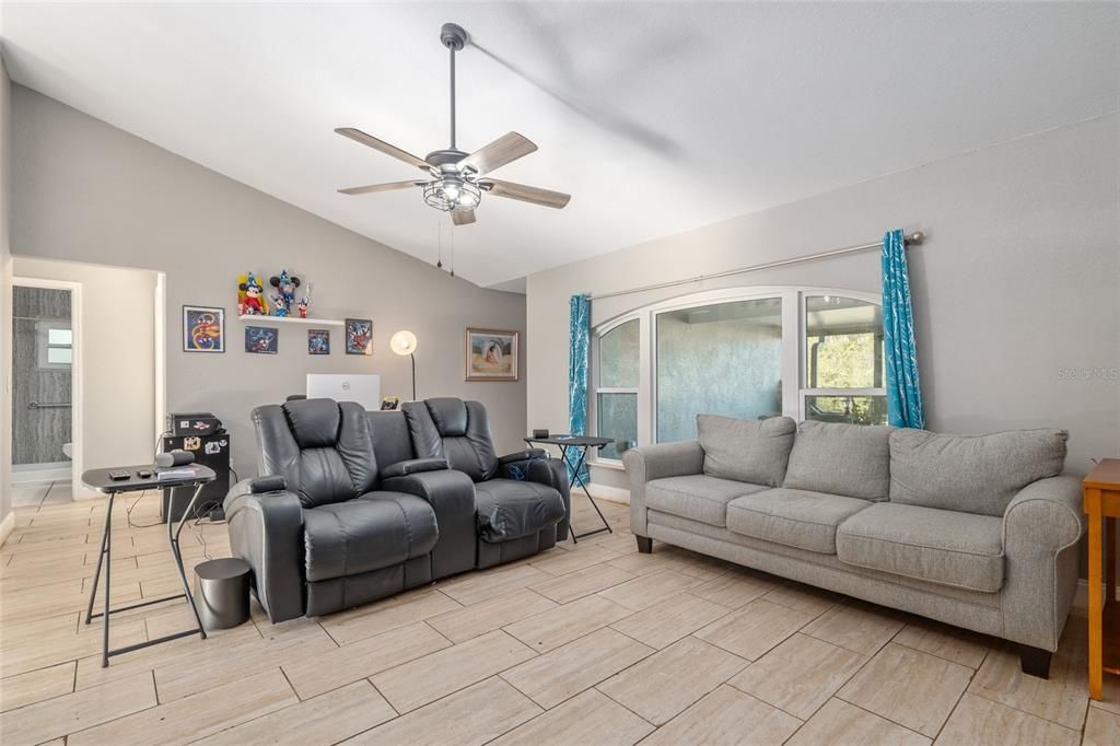 For Sale: $310,000 (4 beds, 3 baths, 2030 Square Feet)