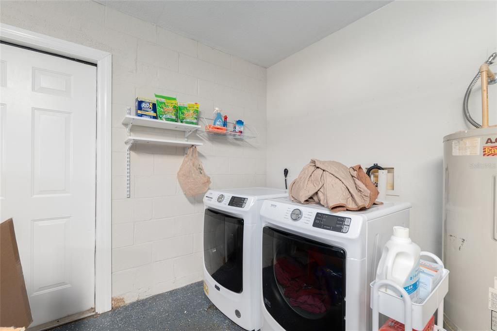 For Sale: $310,000 (4 beds, 3 baths, 2030 Square Feet)