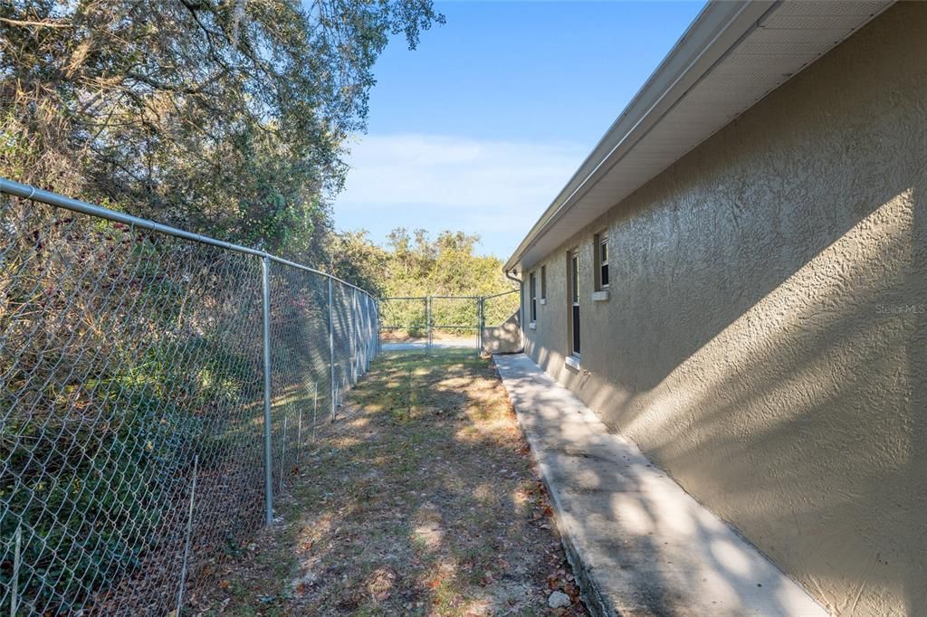 For Sale: $310,000 (4 beds, 3 baths, 2030 Square Feet)