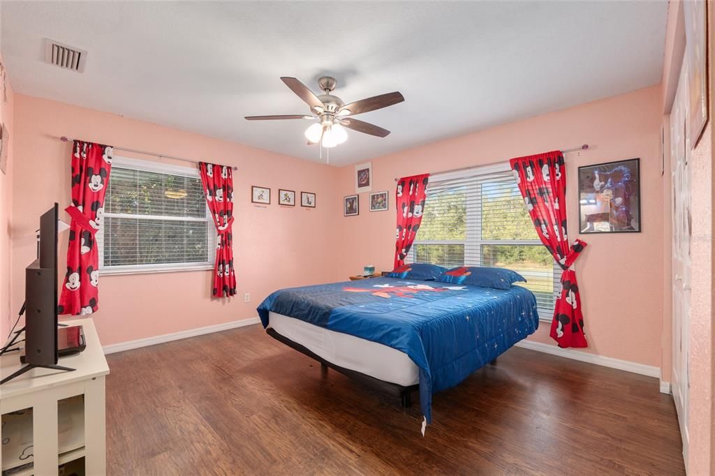 For Sale: $310,000 (4 beds, 3 baths, 2030 Square Feet)