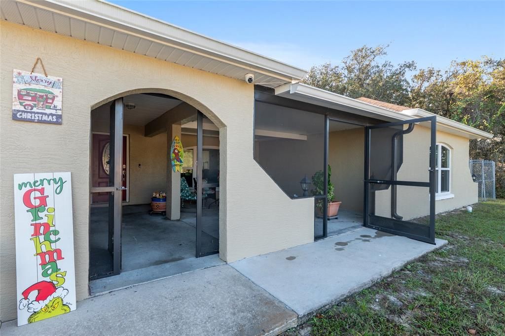 For Sale: $310,000 (4 beds, 3 baths, 2030 Square Feet)