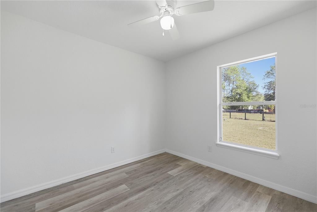 For Sale: $299,900 (3 beds, 2 baths, 1200 Square Feet)