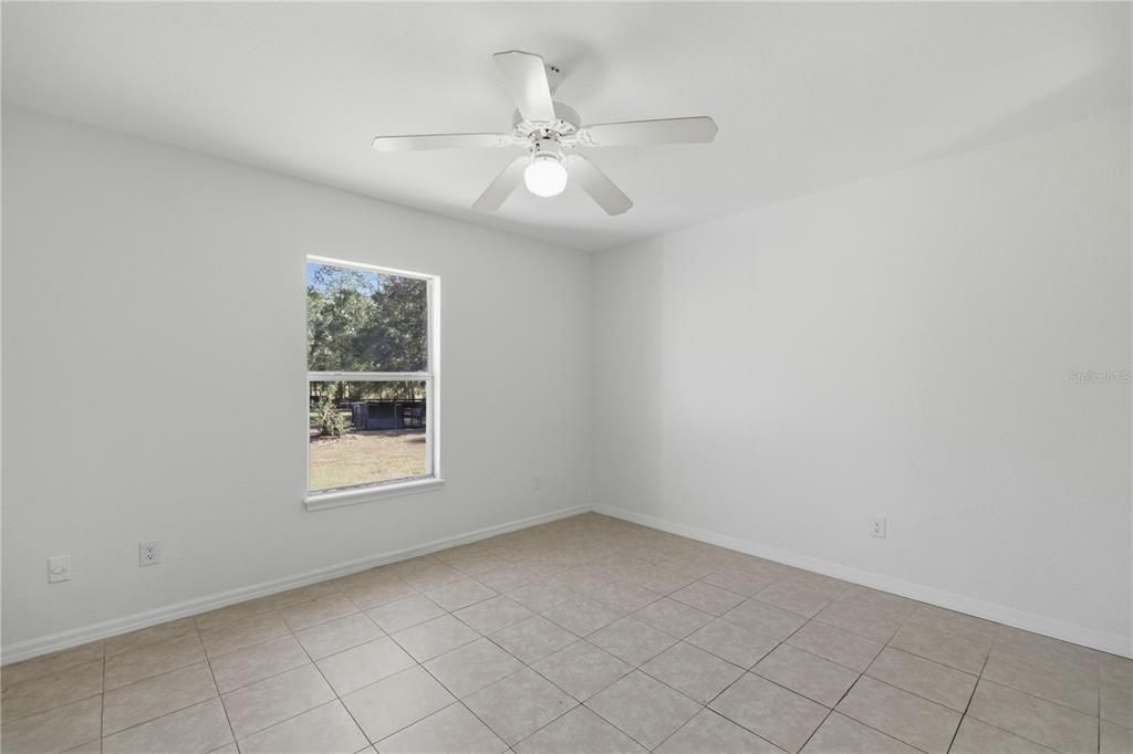 For Sale: $299,900 (3 beds, 2 baths, 1200 Square Feet)